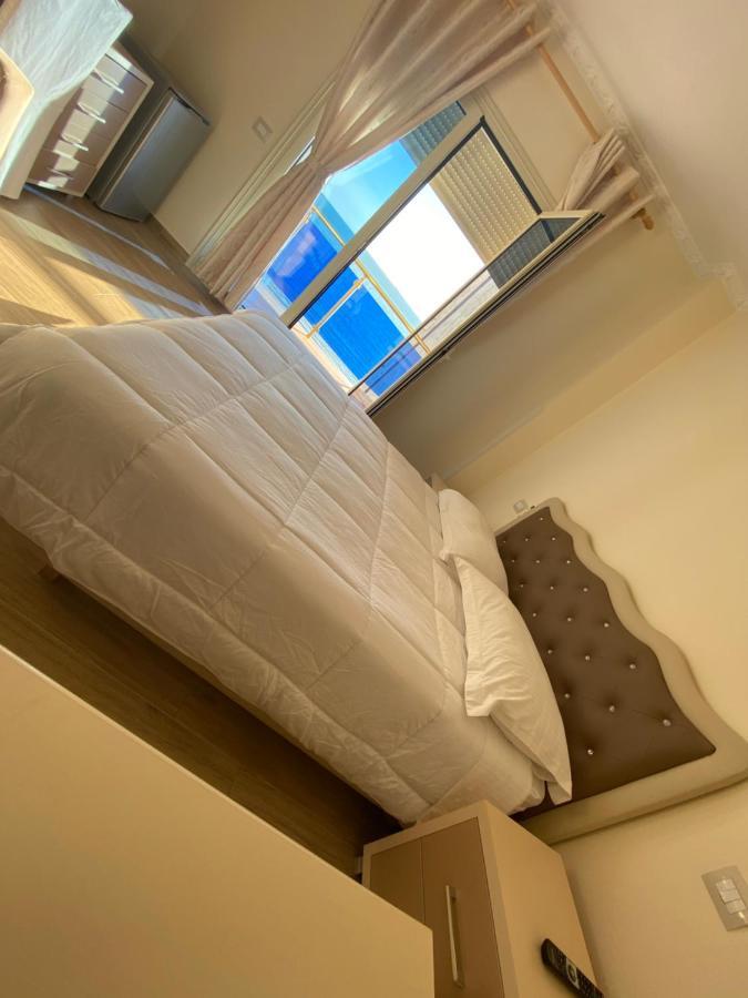 Hotel 3 Vellezerit Δυρράχιο Εξωτερικό φωτογραφία