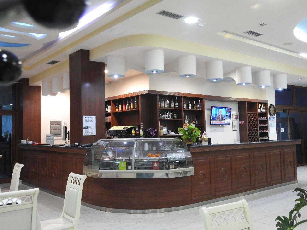 Hotel 3 Vellezerit Δυρράχιο Εξωτερικό φωτογραφία