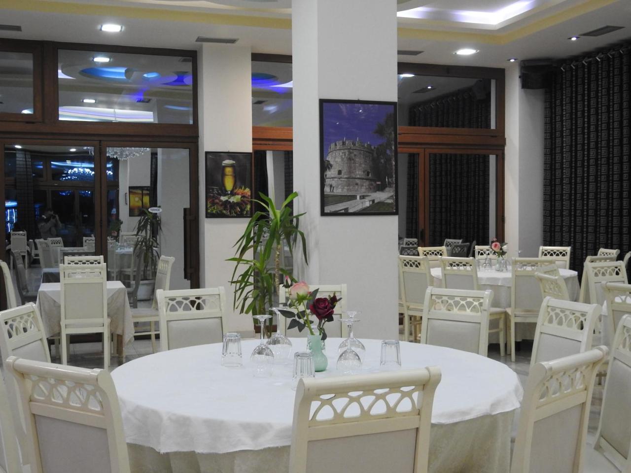 Hotel 3 Vellezerit Δυρράχιο Εξωτερικό φωτογραφία