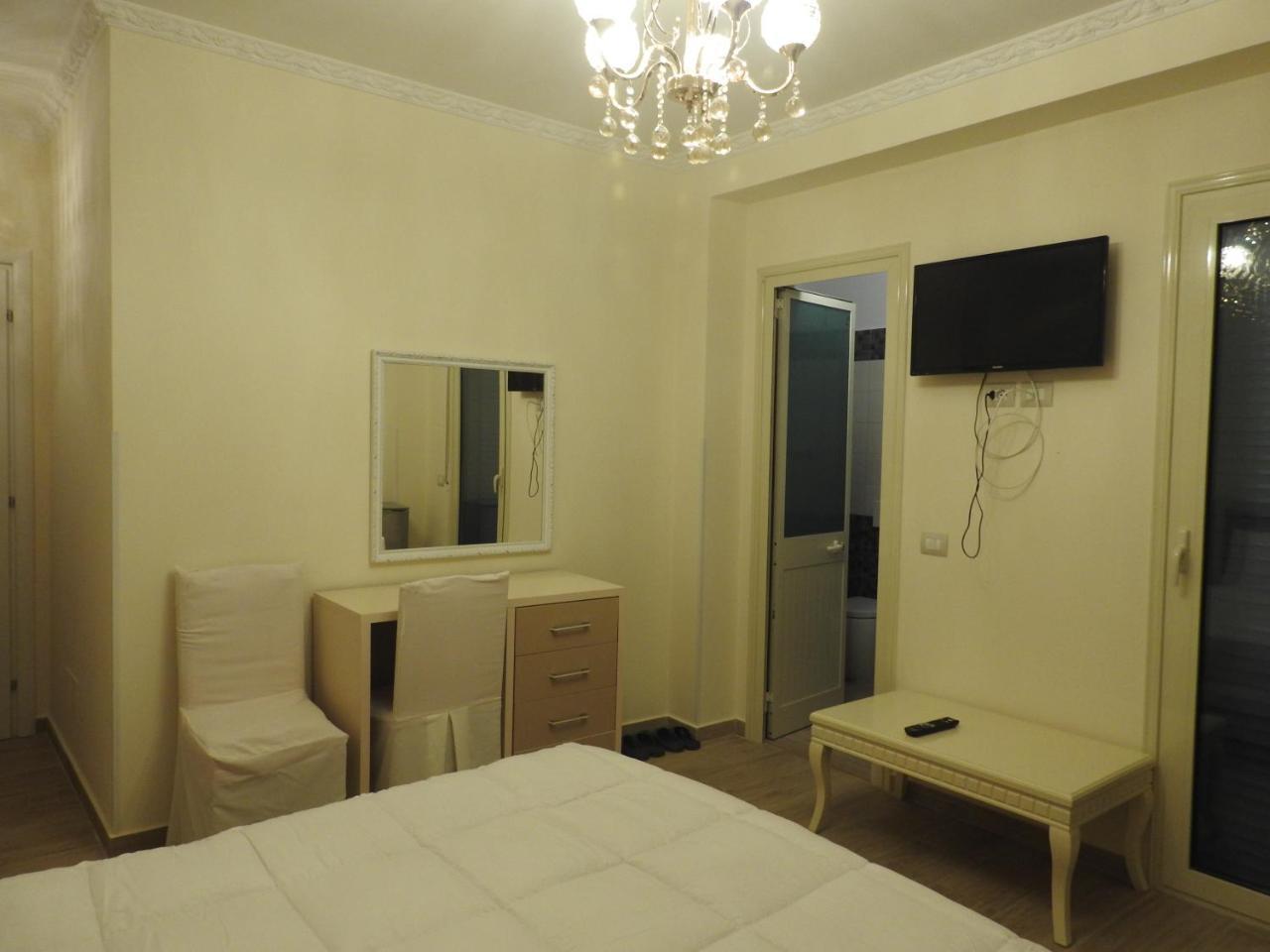 Hotel 3 Vellezerit Δυρράχιο Εξωτερικό φωτογραφία