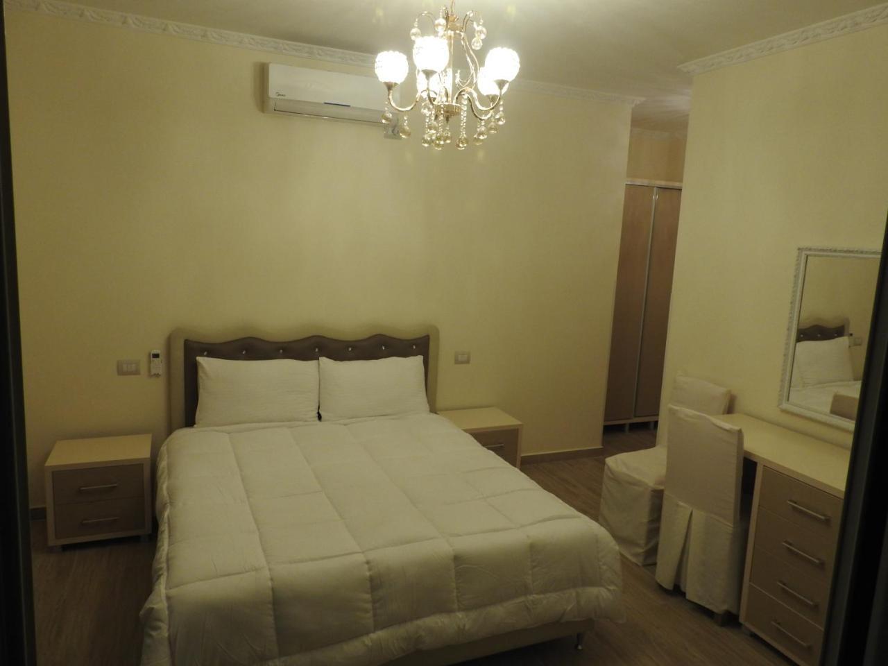 Hotel 3 Vellezerit Δυρράχιο Εξωτερικό φωτογραφία